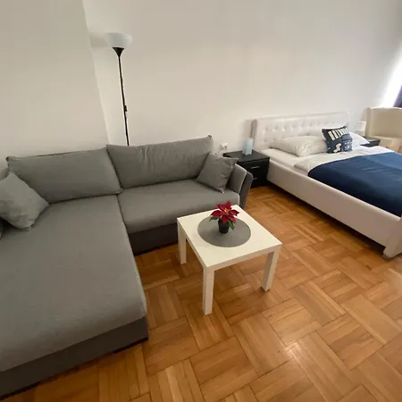 Apartment Promenade Near The Danube Budapest